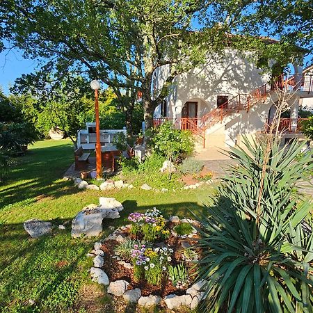פורת Villa Kucan מראה חיצוני תמונה