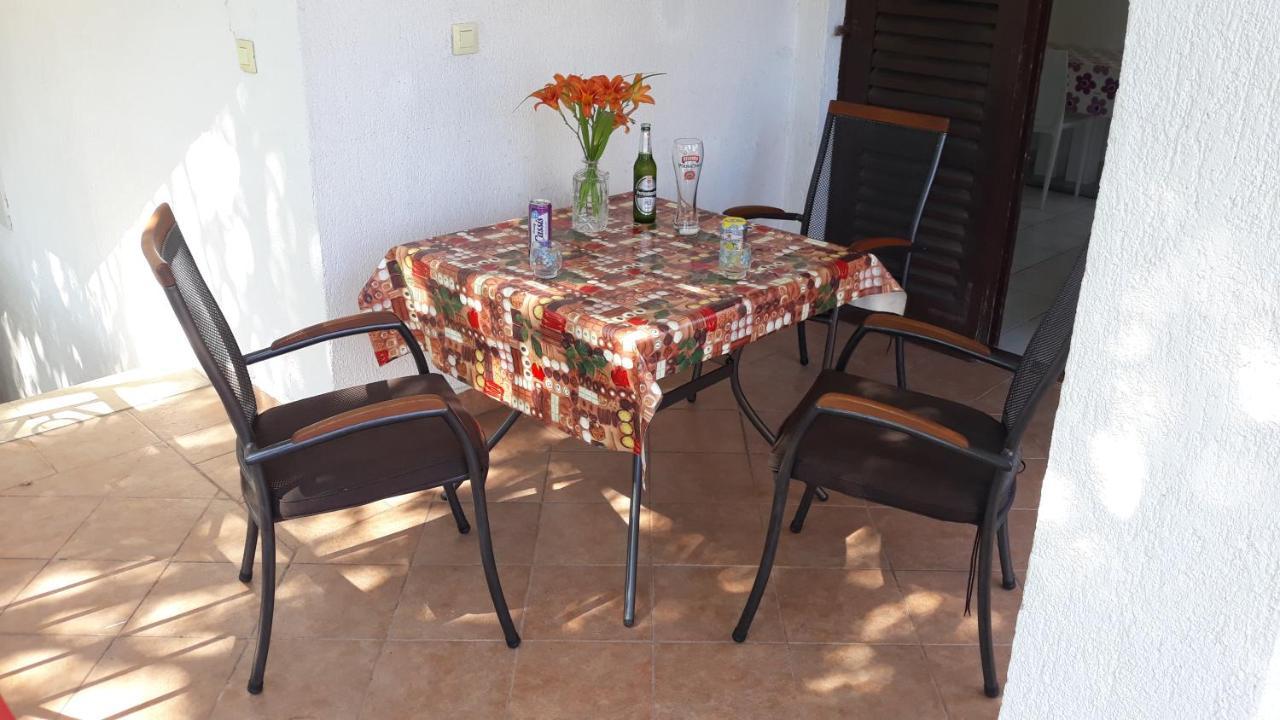 פורת Villa Kucan מראה חיצוני תמונה